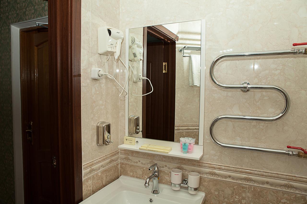 Hotel Topaz Astana Dış mekan fotoğraf