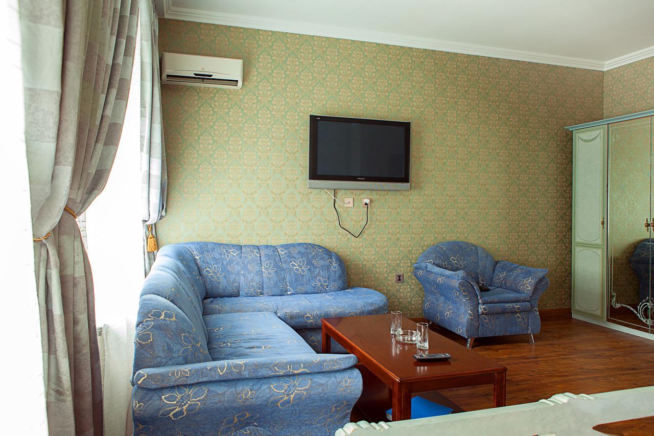 Hotel Topaz Astana Dış mekan fotoğraf